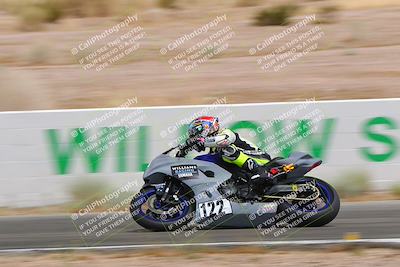 media/Jun-04-2022-WERA (Sat) [[b852bbbd55]]/Race 9 LW Twins Superbike V6 LW D Superstock/